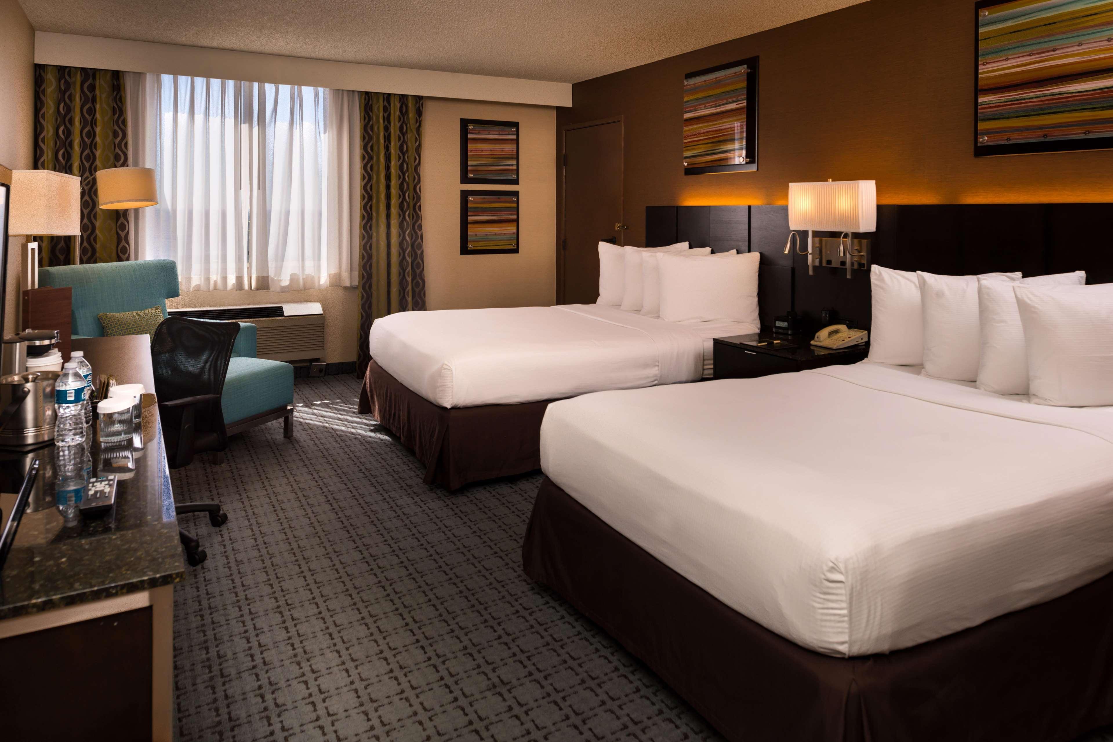 Doubletree By Hilton Whittier Ξενοδοχείο Δωμάτιο φωτογραφία