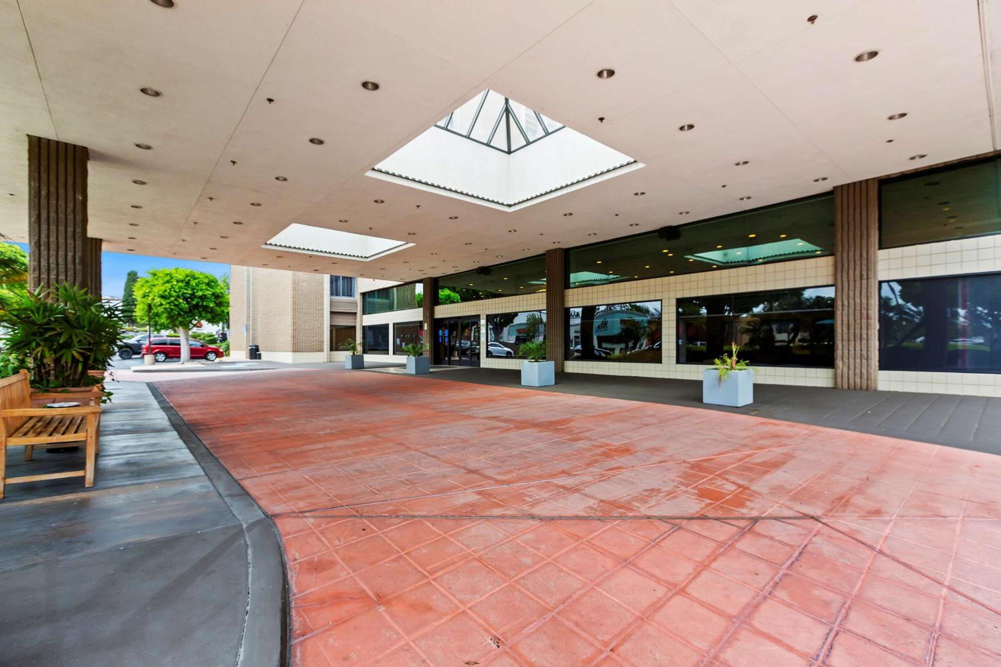 Doubletree By Hilton Whittier Ξενοδοχείο Εξωτερικό φωτογραφία