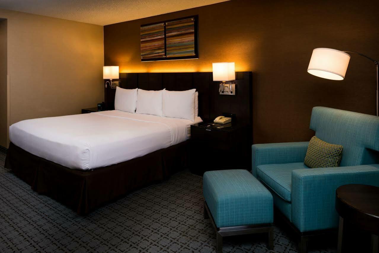 Doubletree By Hilton Whittier Ξενοδοχείο Δωμάτιο φωτογραφία